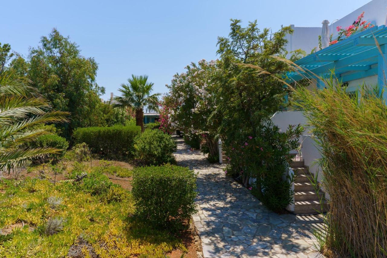 Panmar Apartments Makrýgialos Eksteriør billede
