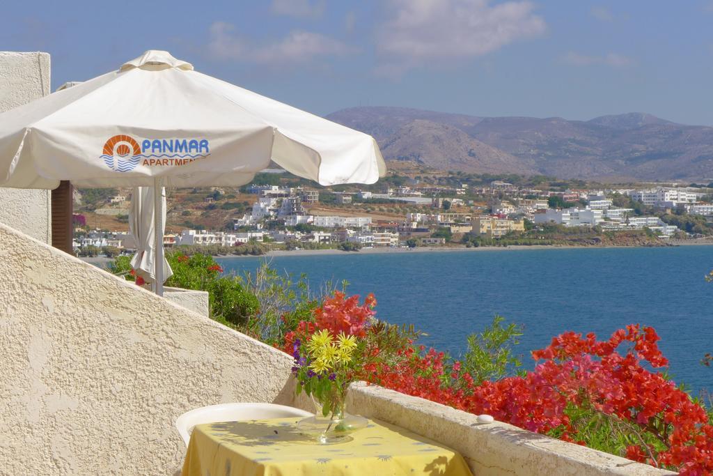 Panmar Apartments Makrýgialos Eksteriør billede